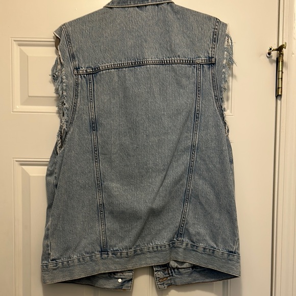 H&M Blue Denim Vest - Picture 4 of 4